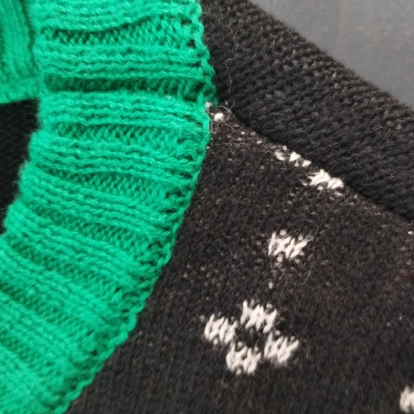 •Home Alone Ugly Christmas Sweater ya filthy animal Long Sleeve no size tag - Picture 7 of 12